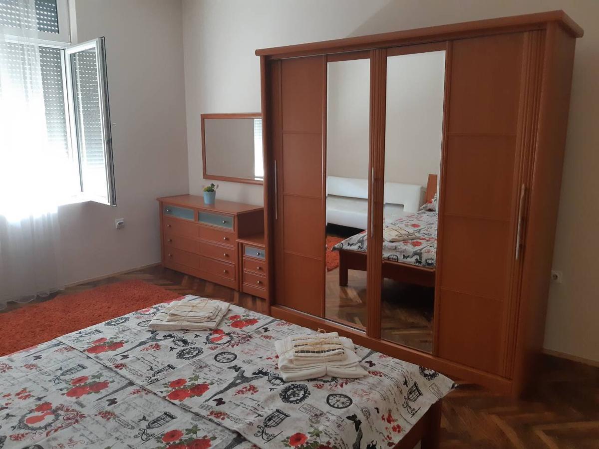 Apartment Sofija Ni Exteriör bild