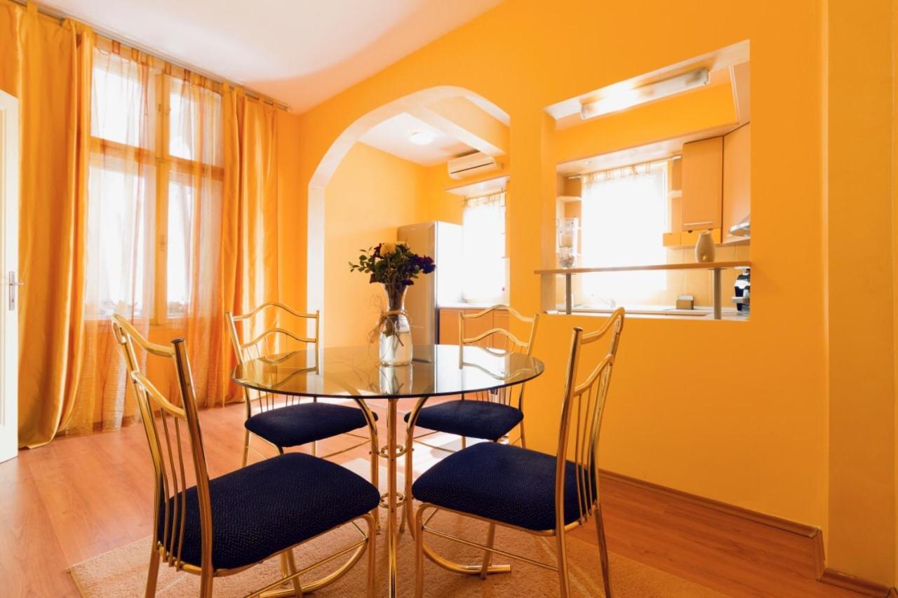 Apartment Sofija Ni Exteriör bild